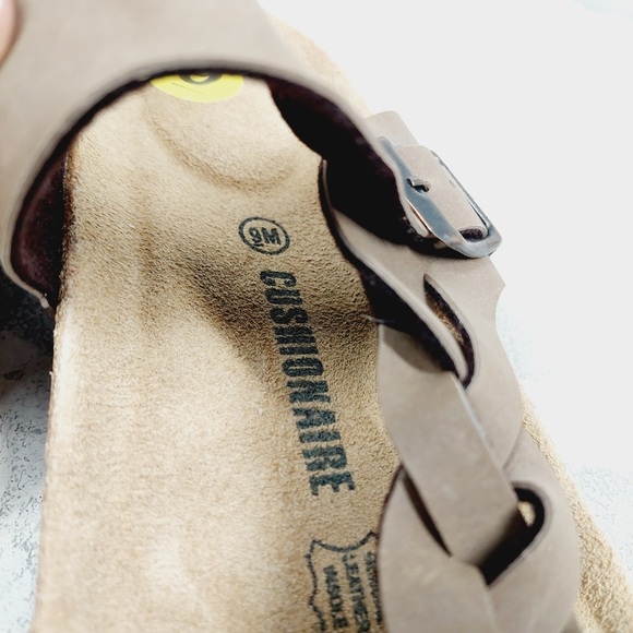 NEW Cushionaire Tan Brown Strappy Buckle Cork Footbed Summer Slide Sandals K28 - Picture 9 of 10